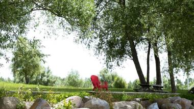 Tyrolean Village Resorts at Blue Mountain