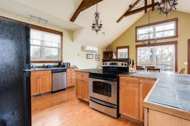 Blue View 3 The Omega Chalet 84146