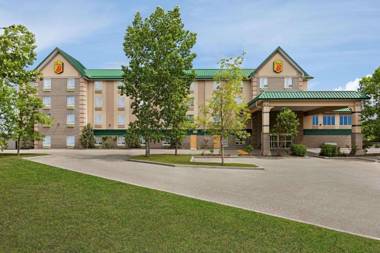 Super 8 by Wyndham Calgary Shawnessy Area