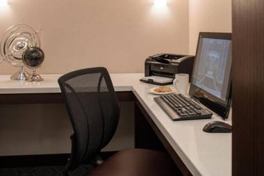 Sheraton Cavalier Calgary Hotel