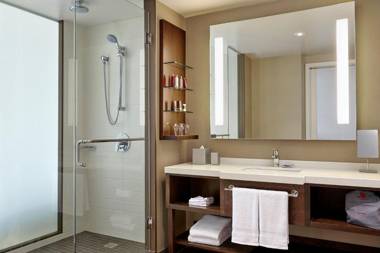 Calgary Airport Marriott In-Terminal Hotel