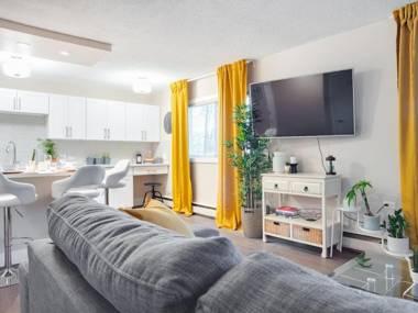 NEW Gorgeous 2Br Condo w Parking Patio Coffee