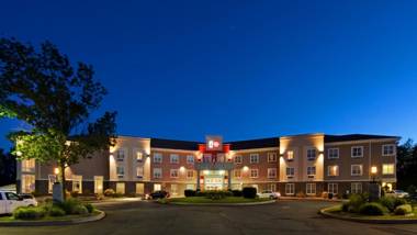 Best Western Plus Bridgewater Hotel & Convention Centre