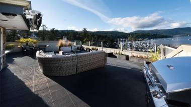 Bliss by the Bay w/ Amazing Rooftop Patio