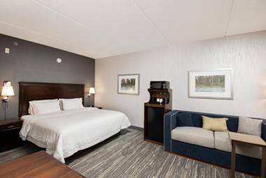 Hampton Inn & Suites by Hilton Barrie