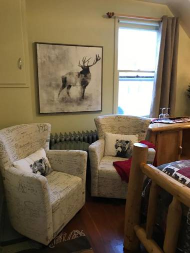 Holiday Lodge Bed and Breakfast