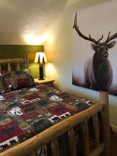 Holiday Lodge Bed and Breakfast