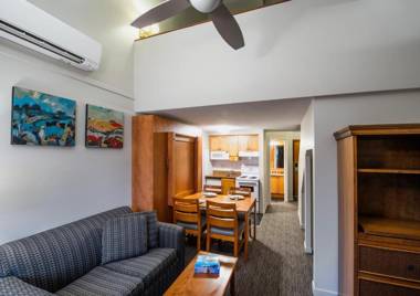 Whistler Village Inn & Suites