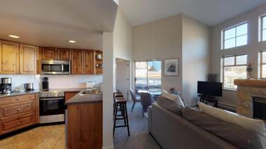 Olympic Plaza Views with Pool and Hot Tub by Harmony Whistler