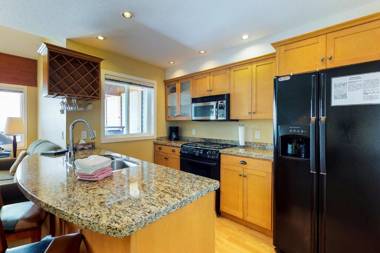 Trappers Crossing 28