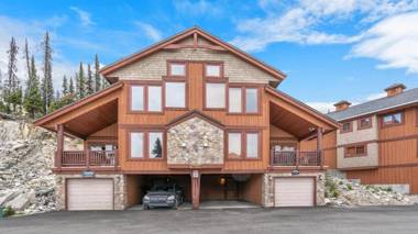 Forest Lane Hideaway