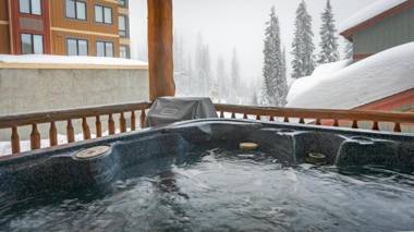 Mountain Time - Spacious w Private Hot Tub and an Amazing View