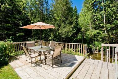 Camping Chalets Spas Pignons Rouges