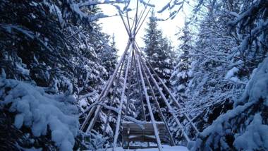 Aux Tipis de la Rivière Sauvage