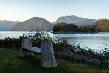 Backeddy Resort and Marina