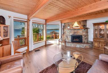 Patricia Bay Beach House