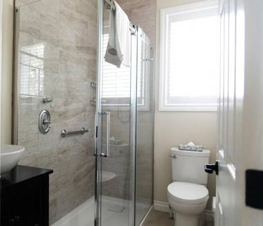 The Inn at Cobble Beach