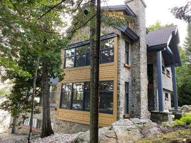 Gîte et Atelier de L'Artiste Peintre Paysagiste Canadien Gordon Harrison