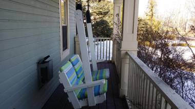 Carriage House Inn Four and a Half Stars