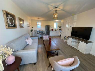 Gateway to Greenwich Suites