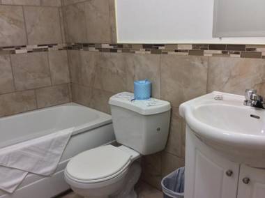 Auberge Du Lac Beauchamp