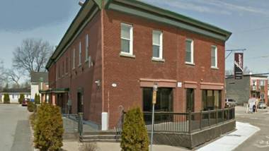 Cozy 1-Bedroom Suite #17 by Amazing Property Rentals