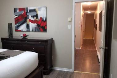 Sweet 2-Bedroom Penthouse Apartment by Amazing Property Rentals