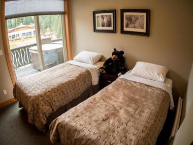 Kookaburra Lodge #203 By Bear Country