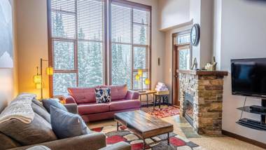 Stones Throw #26 By Bear Country