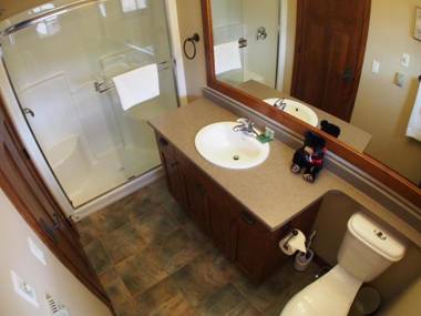 Woodhaven #16 By Bear Country