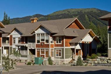 Settlers Crossing #29 By Bear Country