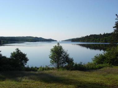 Lonely Rock Seaside Bungalows