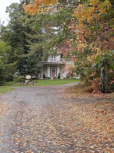 Briarwood Bed & Breakfast