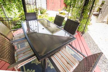 Russell Manor Bed & Breakfast