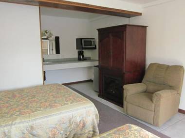 Sauble River Marina and Lodge Resort