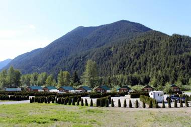 Sunshine Valley RV Resort and Cabins