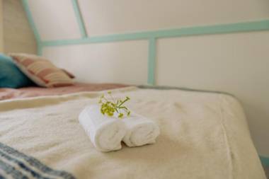 Station Chene rouge by Glampsource