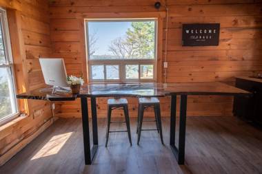 The Trace at Oak Lake (19+)