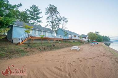 Sands on Golden Lake
