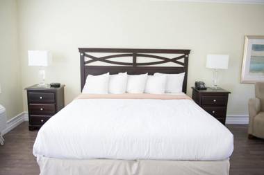 Sands on Golden Lake