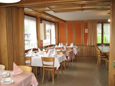 Heidi-Guesthouse-Amden Sternen