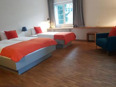 Josephine's Guesthouse (Women Only)