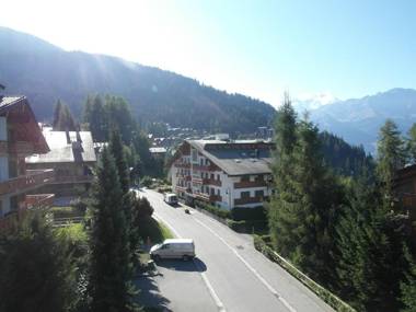 Apartment Cimeblanche 7