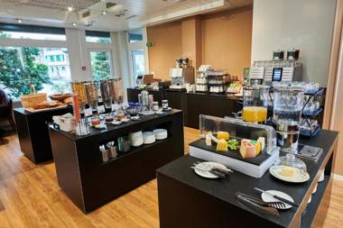Hotel Restaurant Holiday