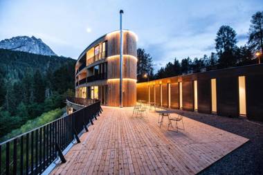 Hotel Arnica Scuol - Adults Only