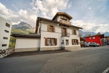 Garni Alpenrose - Grusaida