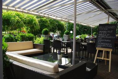 Hotel Hohberg "Next to BBC Arena"