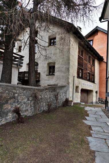 Chesa Grischuna - Madulain