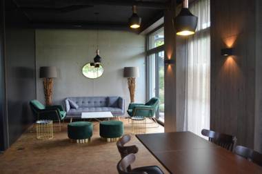 Wyna Motel