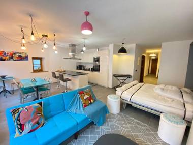 Broadway by Stay Swiss